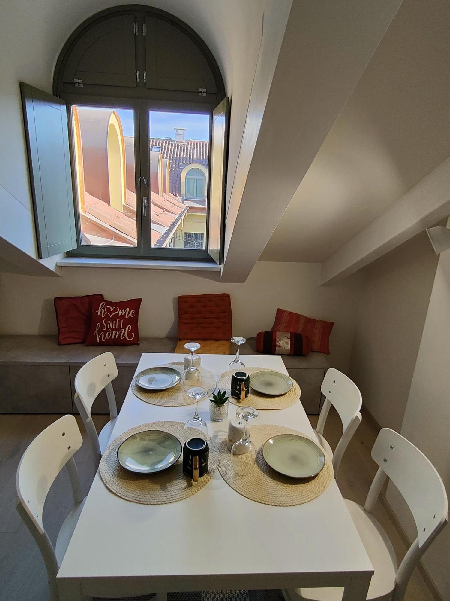 Mansarda Luxury: Lagrange Centro Apartamento Turim Exterior foto